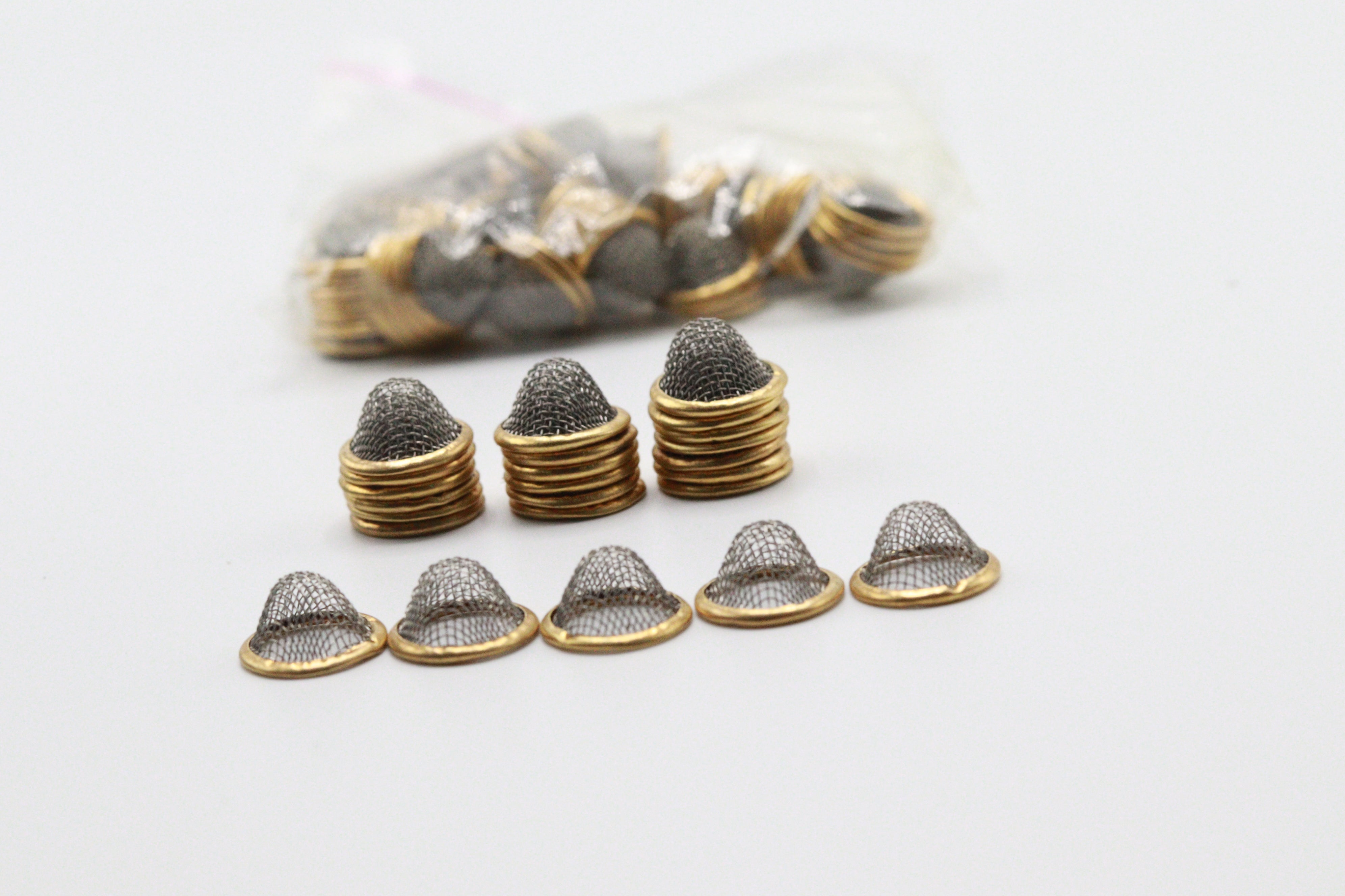 Conical Pipe Filter Screens Smoking Pipe Accessories Metal Pipe Filters Wood Pipe Screens Glass Pipe Sieves Smoking Pipe Gadgets Pipe Maintenance Tools Pipe Filter Gauzes Smoking Essentials Smoking Supplies