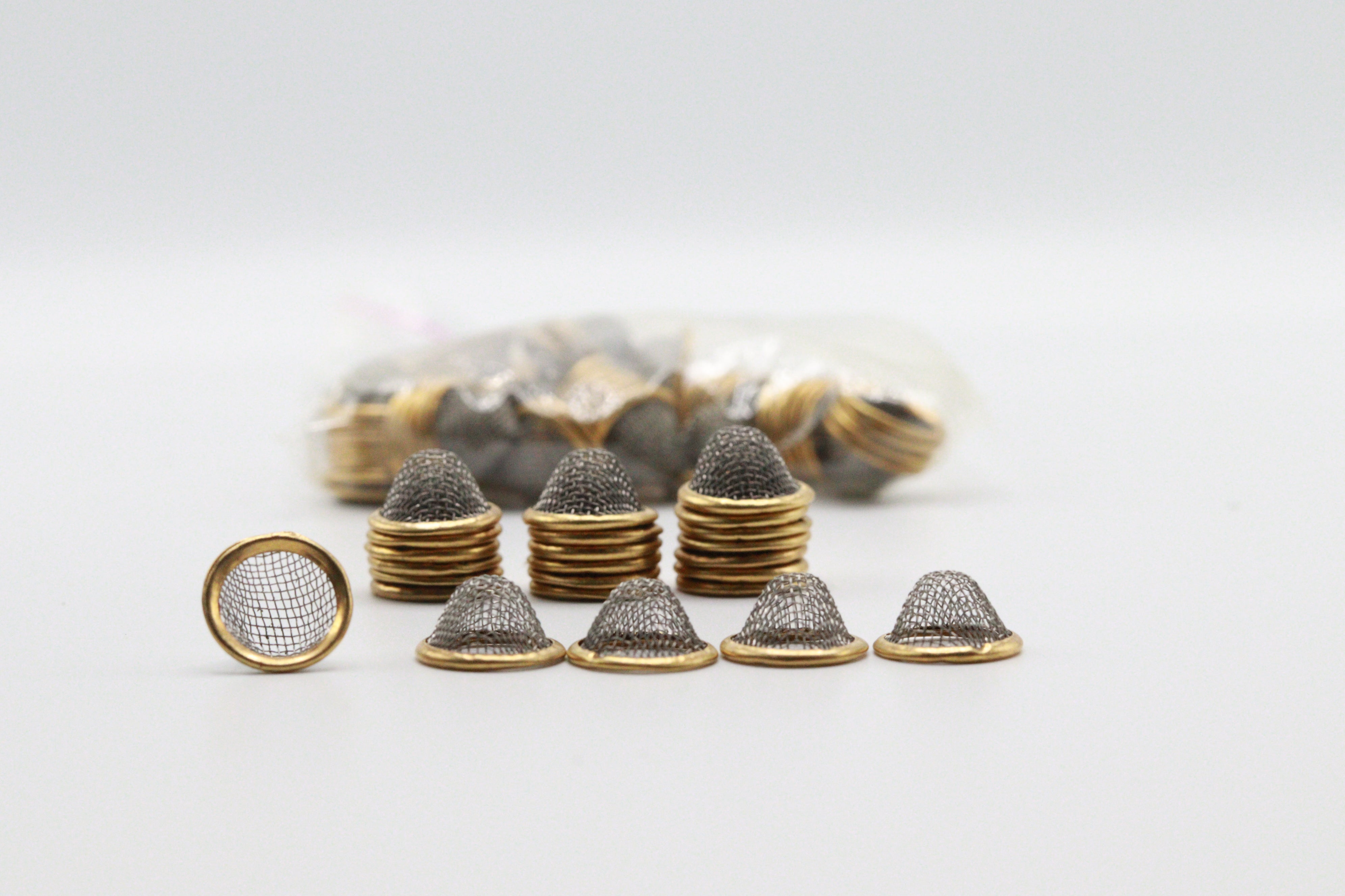 Conical Pipe Filter Screens Smoking Pipe Accessories Metal Pipe Filters Wood Pipe Screens Glass Pipe Sieves Smoking Pipe Gadgets Pipe Maintenance Tools Pipe Filter Gauzes Smoking Essentials Smoking Supplies