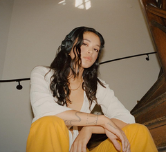 Marshall Major IV On-Ear Bluetooth Headphones – Wireless Earphones, Foldable, 80+ Hours Playtime, Wireless Charging