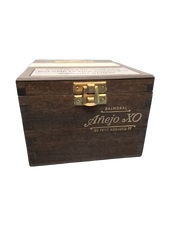 Premium Cigars - Balmoral Anejo